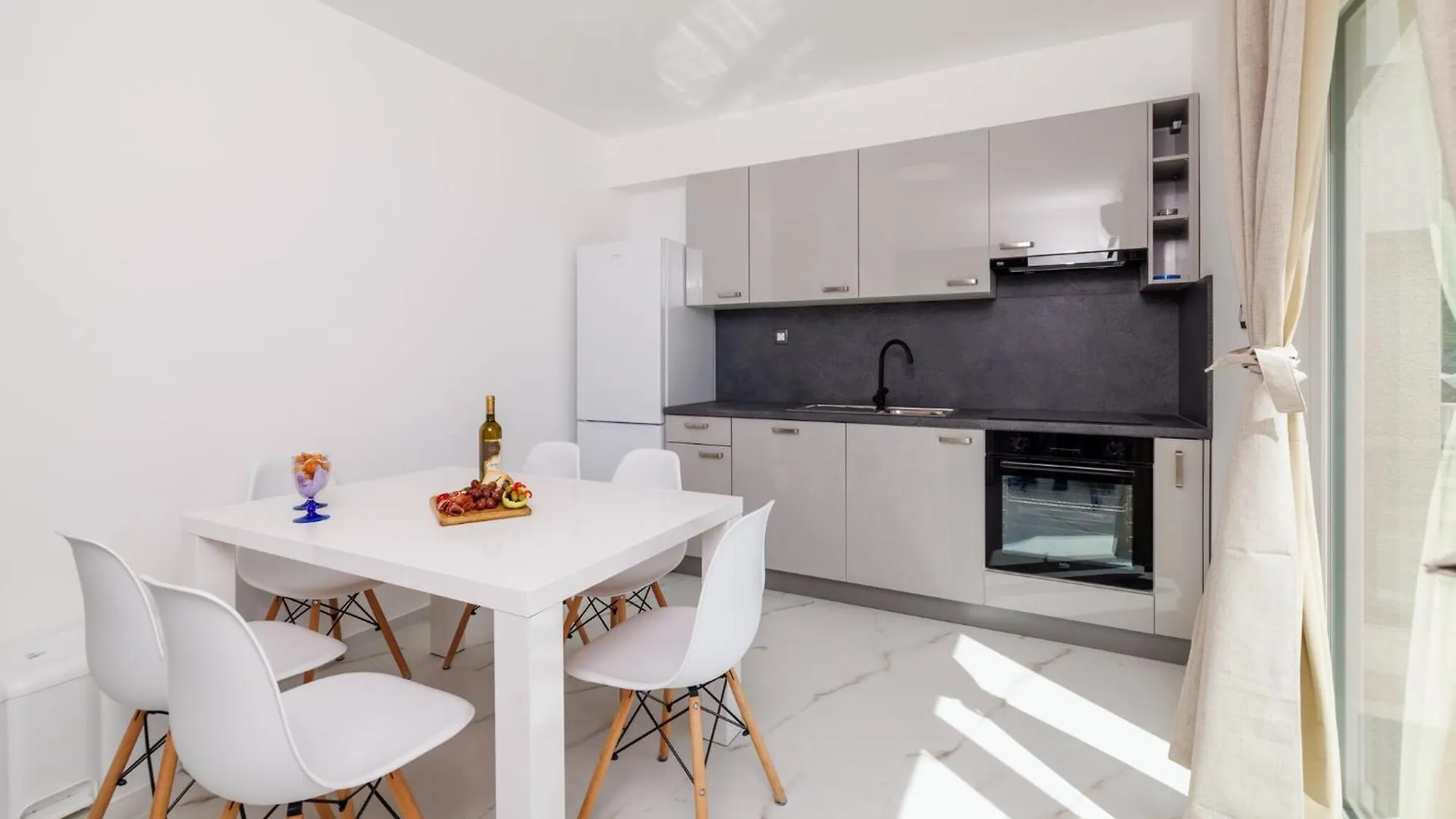 Villa Volta Lm Kras Apartment